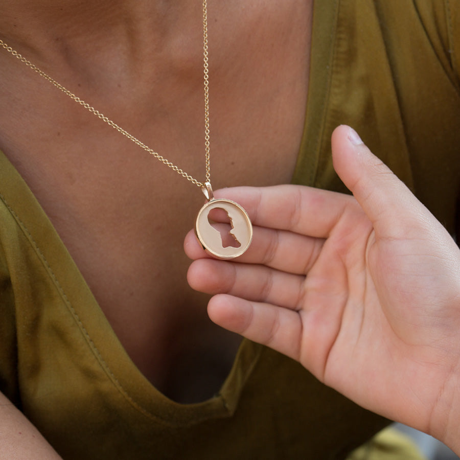 Heirloom Coin Silhouette